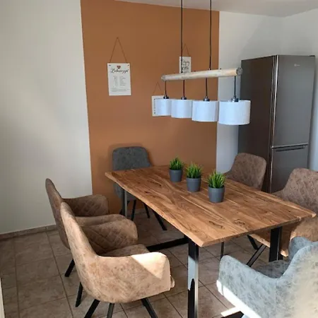 Modernes Ferienhaus Mit 2 In Im Frankenwald Appartement Naila
